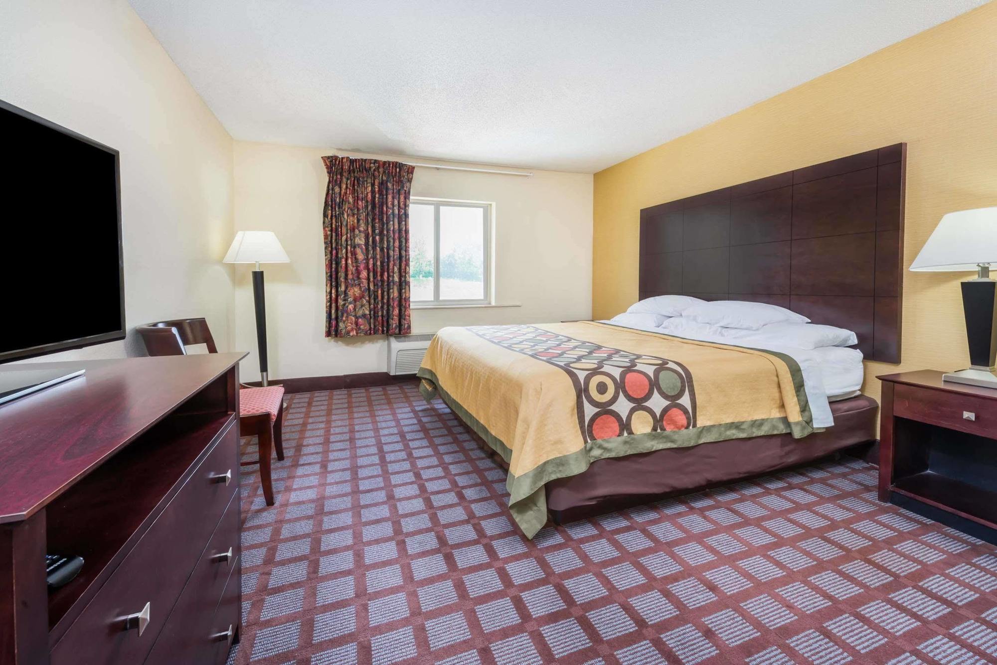 Super 8 By Wyndham Area Hotel